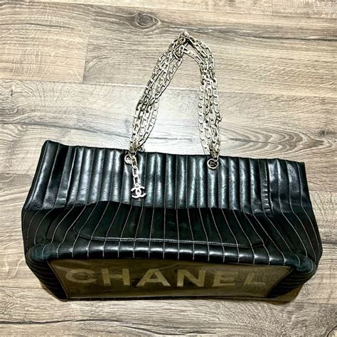 chanel mademoiselle vertical quilt tote bag|Chanel Vertical Quilted Suede Large Mademoiselle Tote.